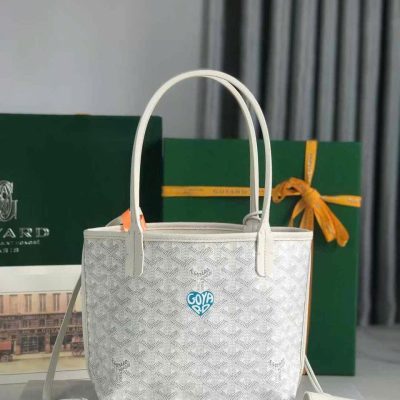 Goyard Anjou Saint Louis