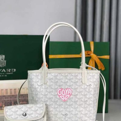 Goyard Anjou Saint Louis